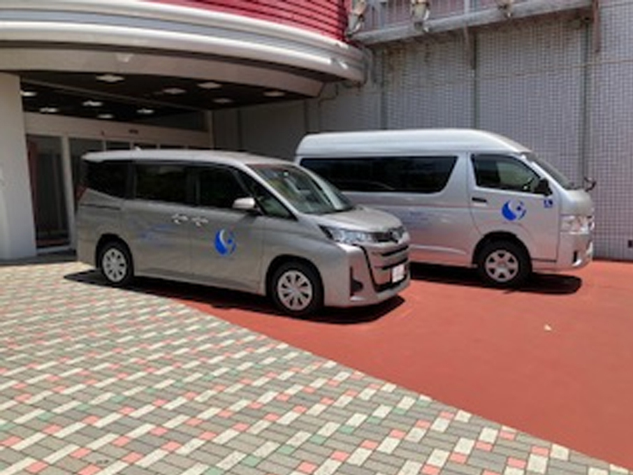 送迎車